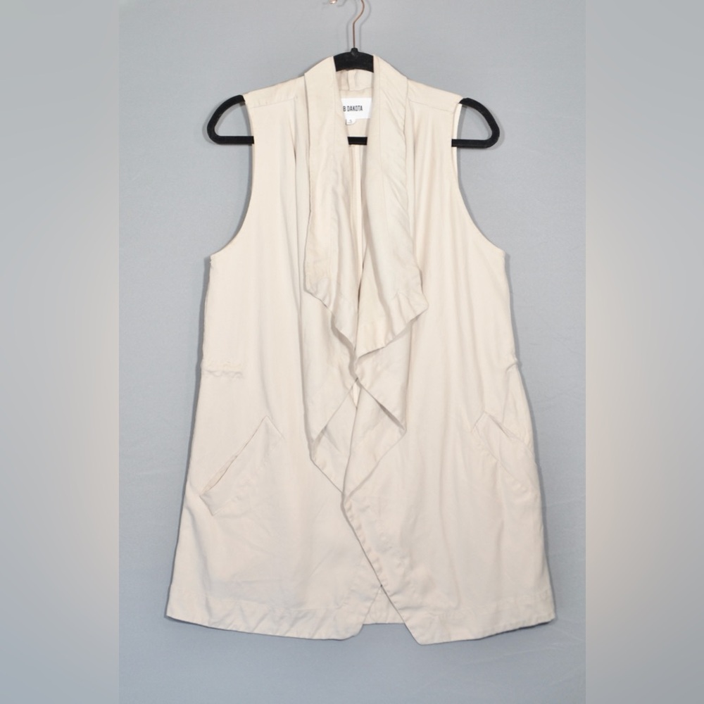 BB Dakota Open Front Drape Vest in Ivory / Cream